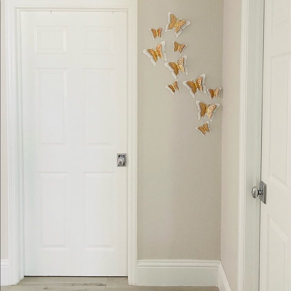 Paper Butterfly Decor - Picture 2 of 7